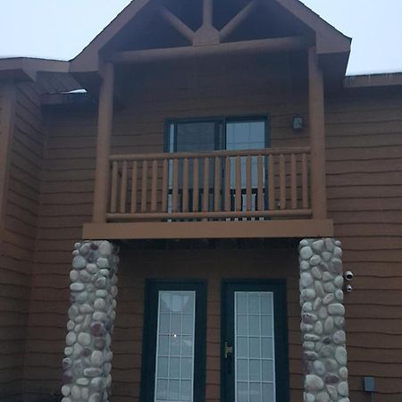 2Br Rustic Villa Utica Exterior foto